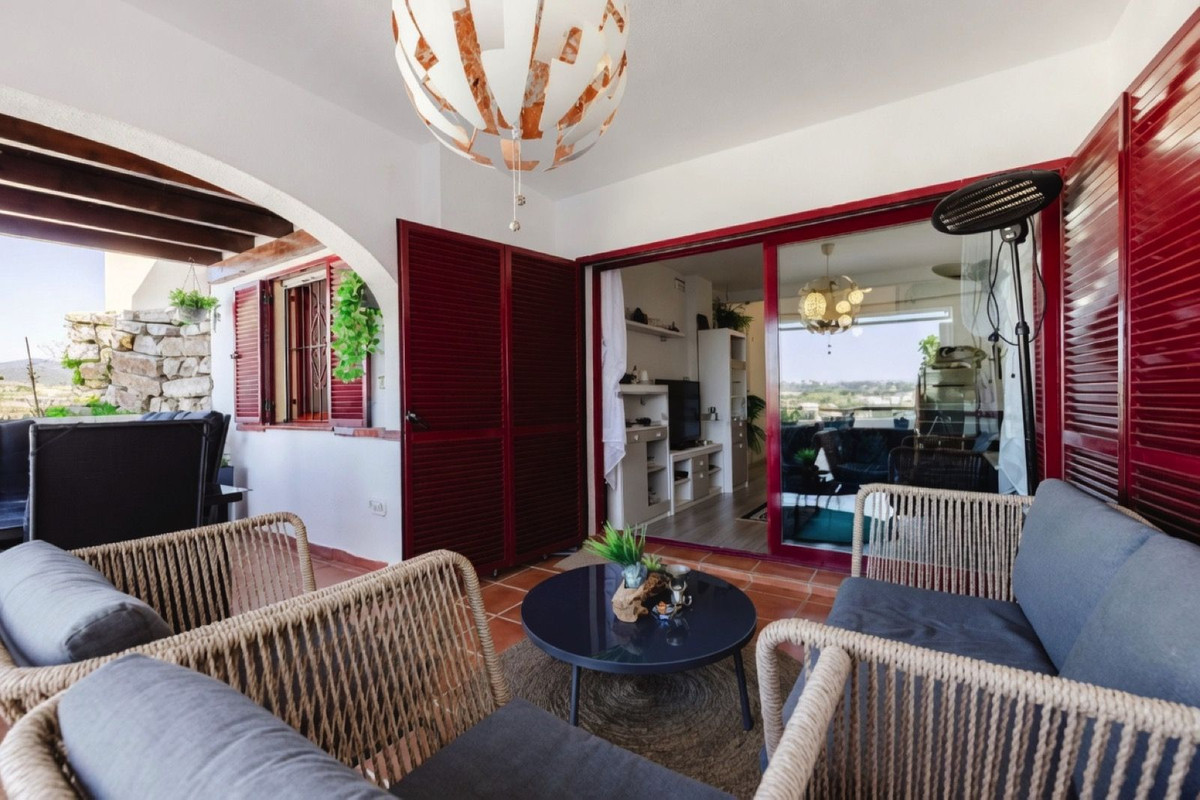 Appartement te koop in Casares Playa | 2 slaapkamers H5370238
