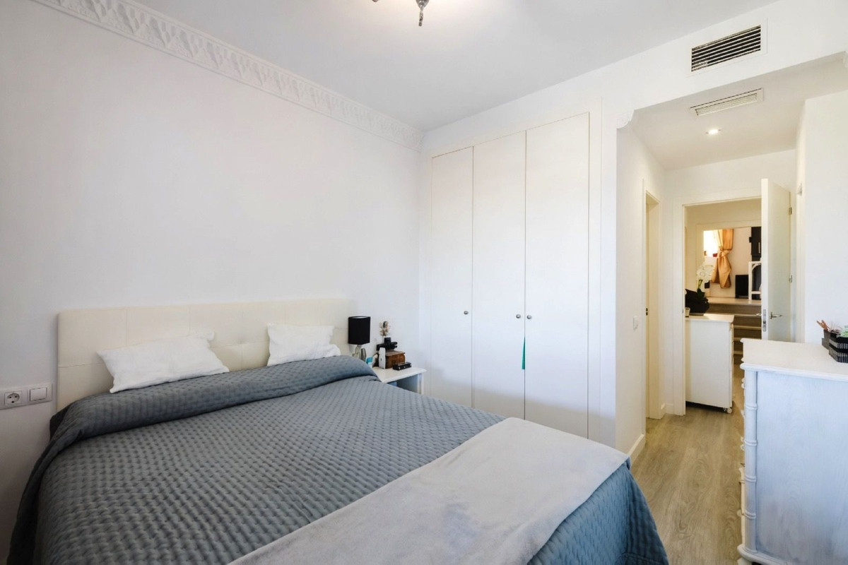 Appartement te koop in Casares Playa | 2 slaapkamers H5370238