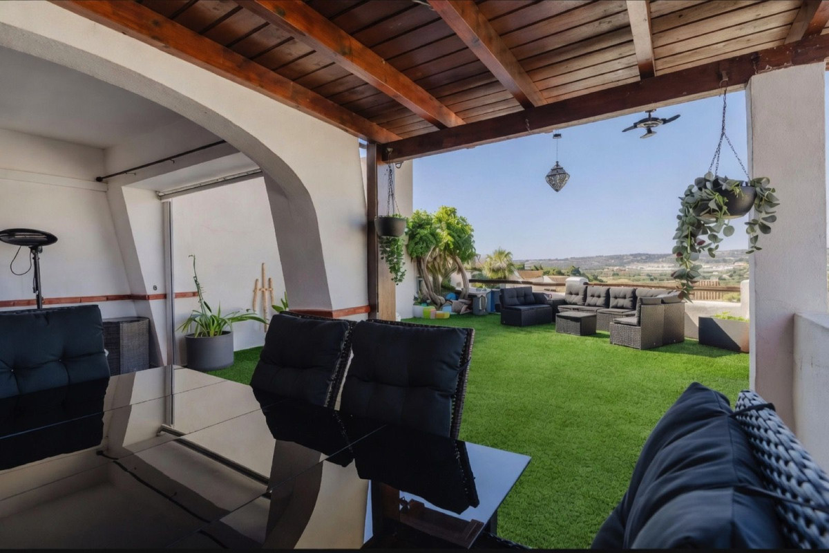 Appartement te koop in Casares Playa | 2 slaapkamers H5370238