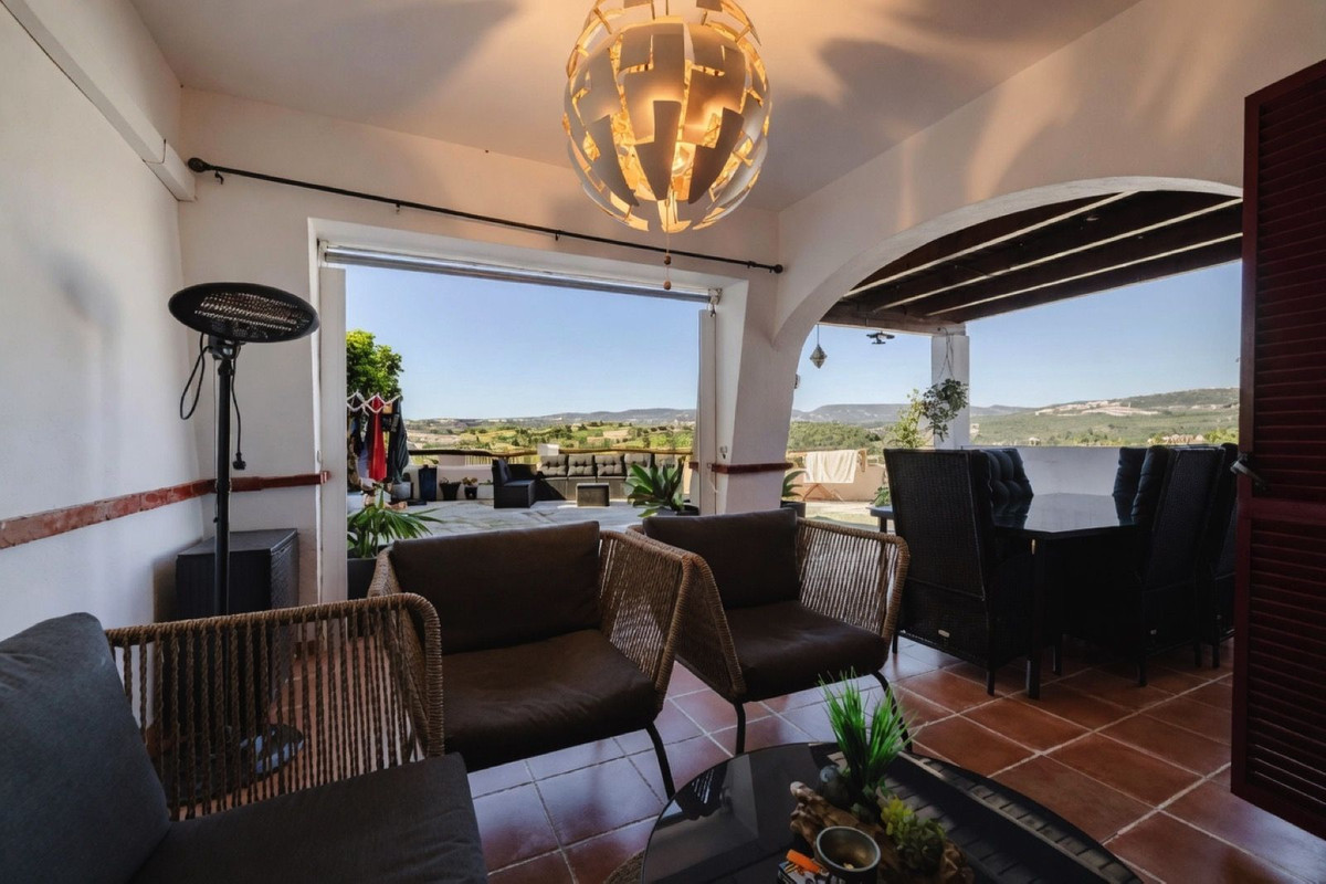 Appartement te koop in Casares Playa | 2 slaapkamers H5370238