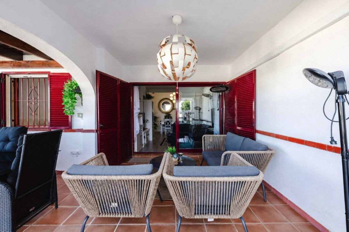 Appartement te koop in Casares Playa | 2 slaapkamers H5370238