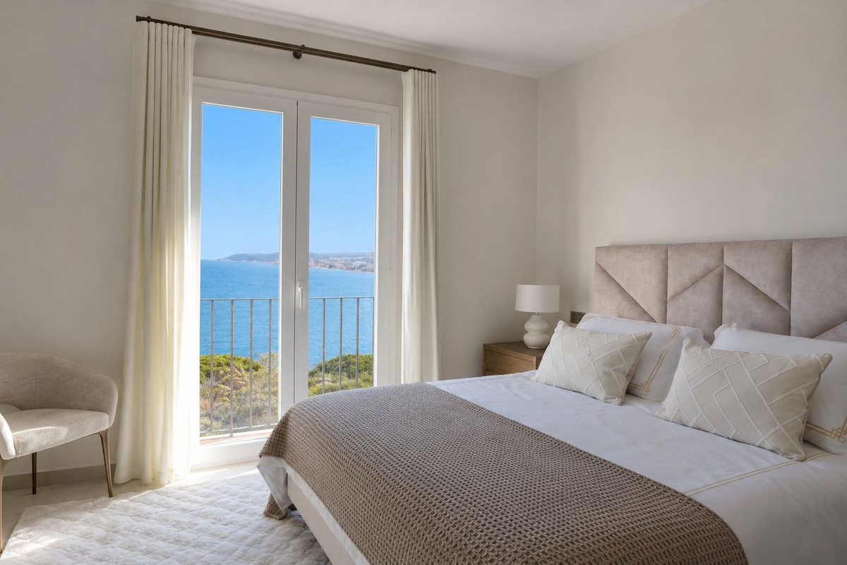 Appartement te koop in Casares Playa | 3 slaapkamers H5381998