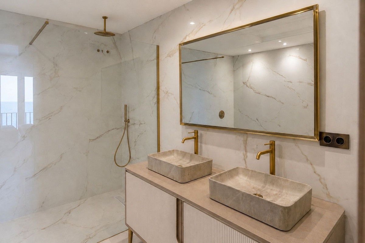 Appartement te koop in Casares Playa | 3 slaapkamers H5381998