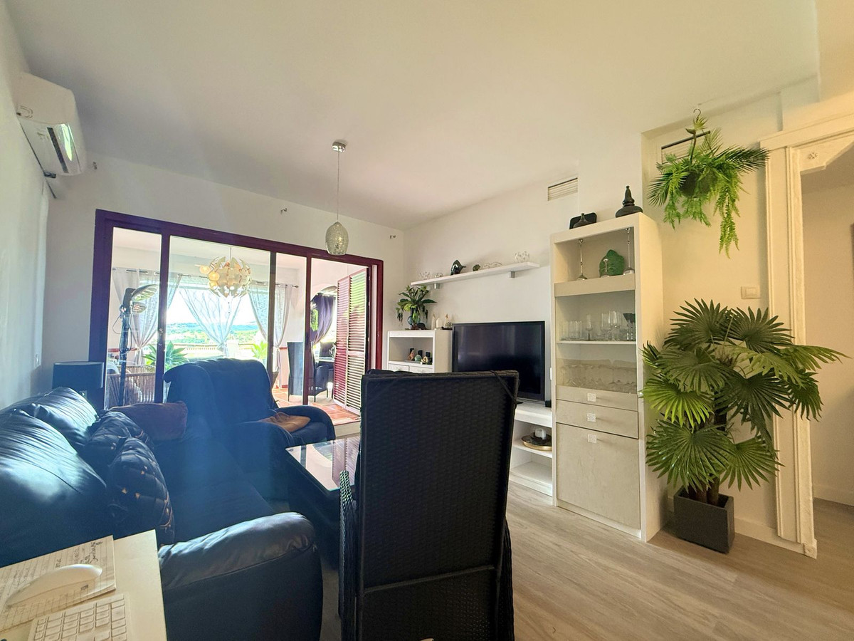 Appartement te koop in Casares Playa | 2 slaapkamers H5382076