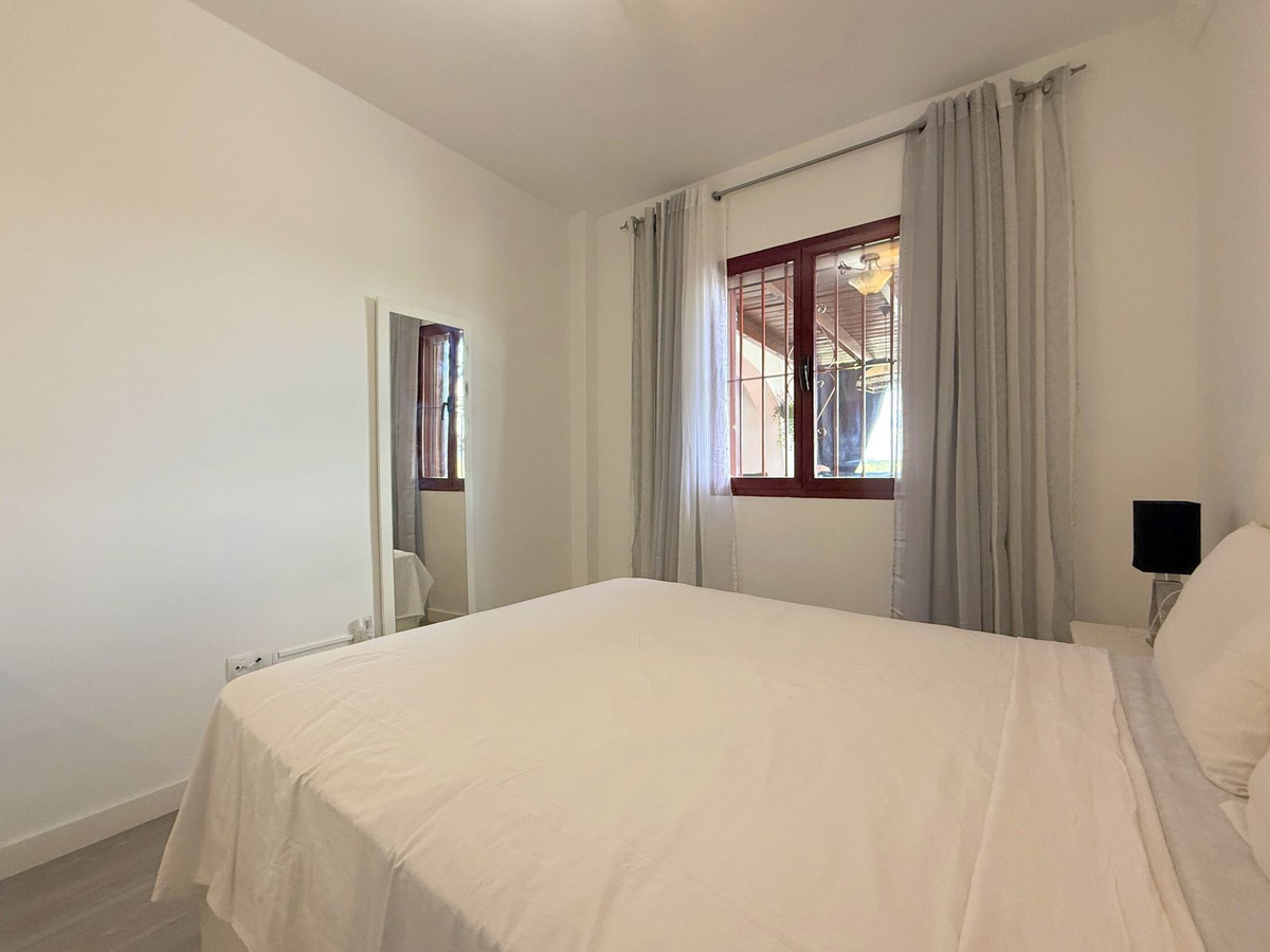 Appartement te koop in Casares Playa | 2 slaapkamers H5382076