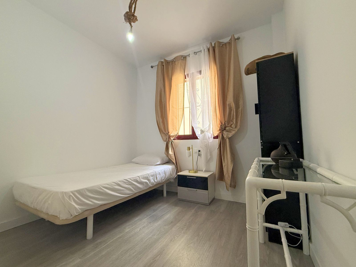 Appartement te koop in Casares Playa | 2 slaapkamers H5382076