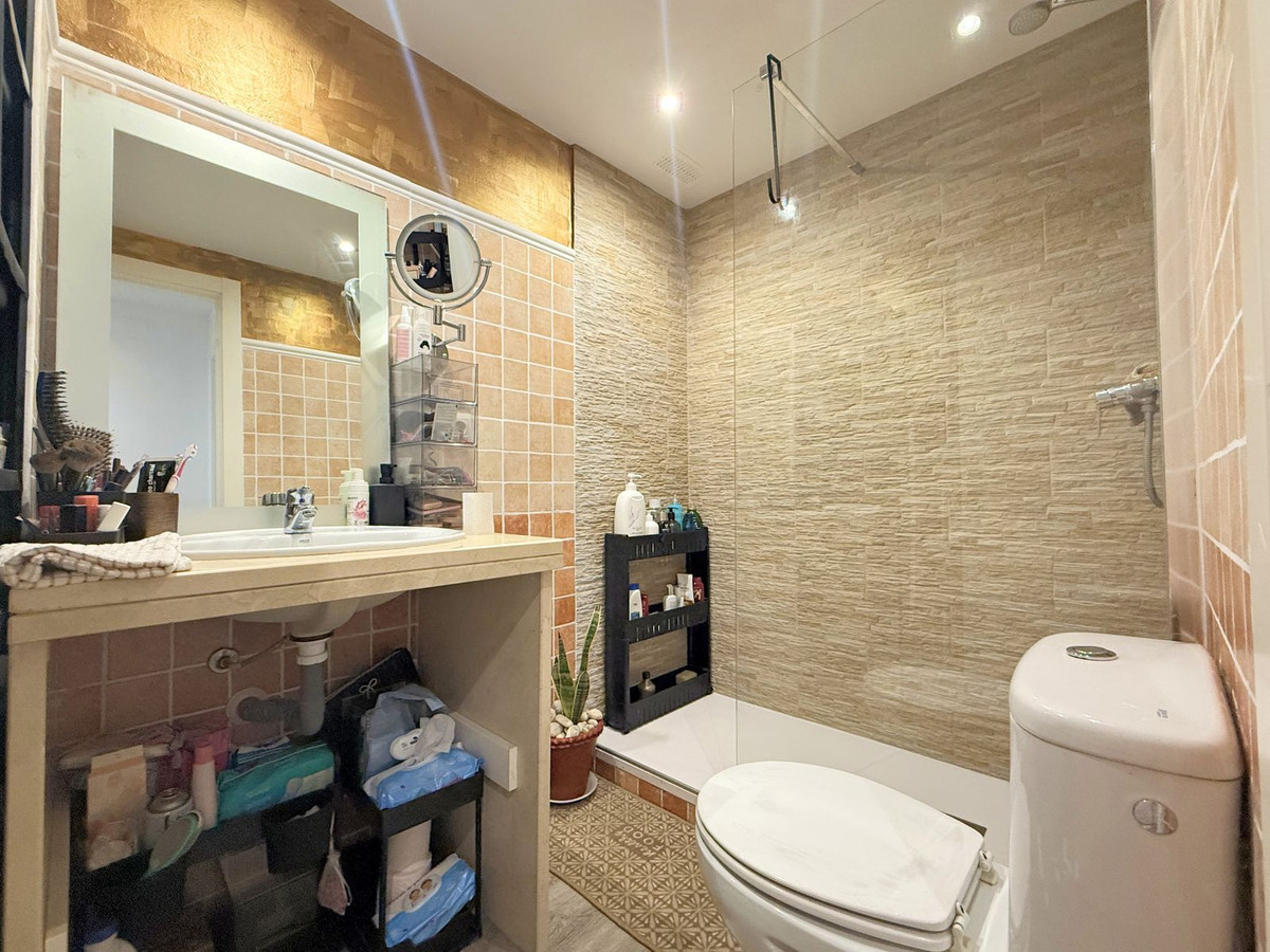 Appartement te koop in Casares Playa | 2 slaapkamers H5382076