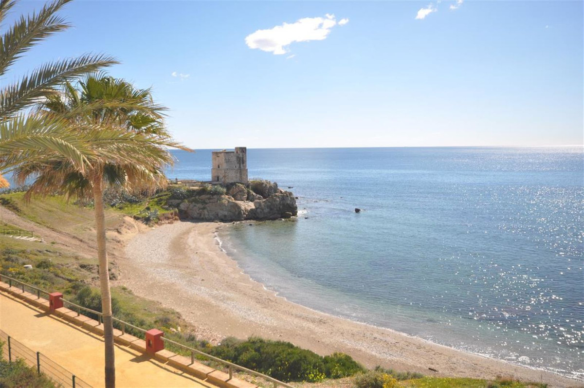 Appartement te koop in Casares Playa | 2 slaapkamers H5382076