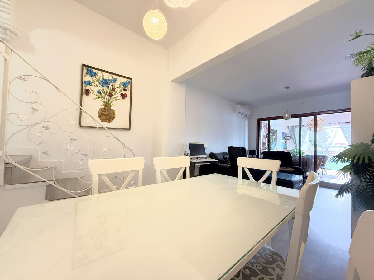Appartement te koop in Casares Playa | 2 slaapkamers H5382076