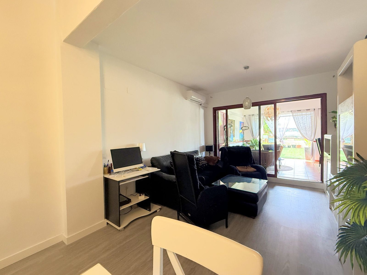Appartement te koop in Casares Playa | 2 slaapkamers H5382076