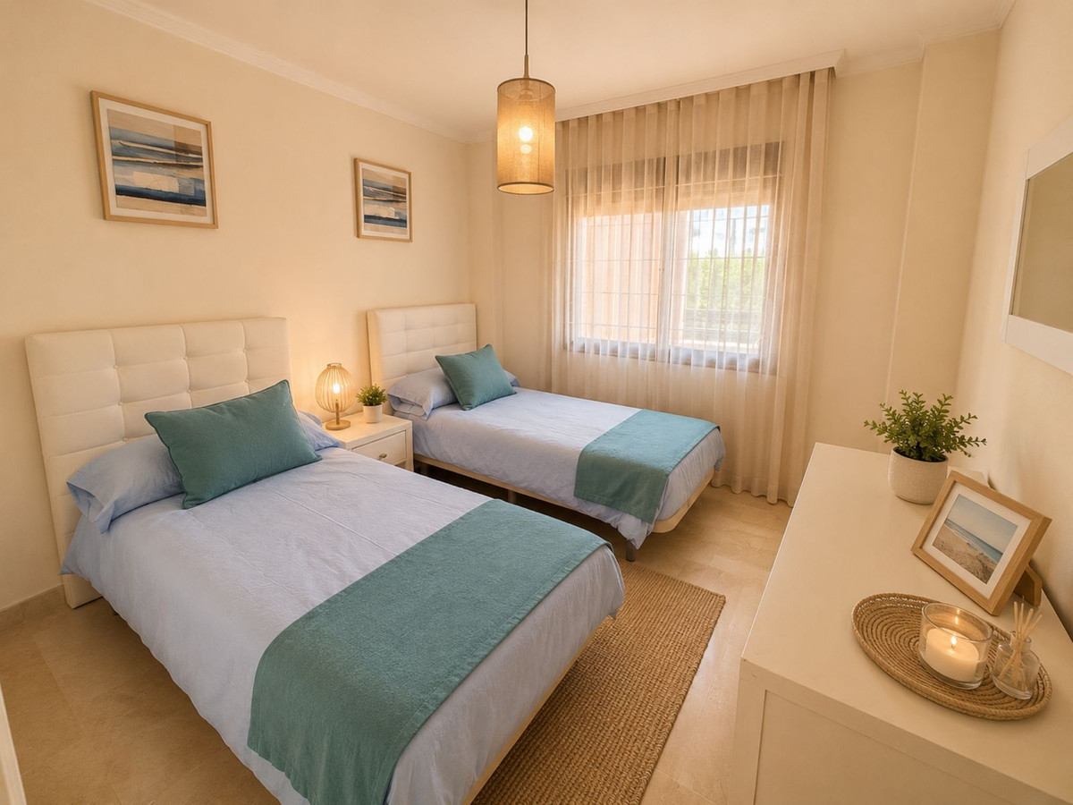 Appartement te koop in Casares Playa | 2 slaapkamers H5383801