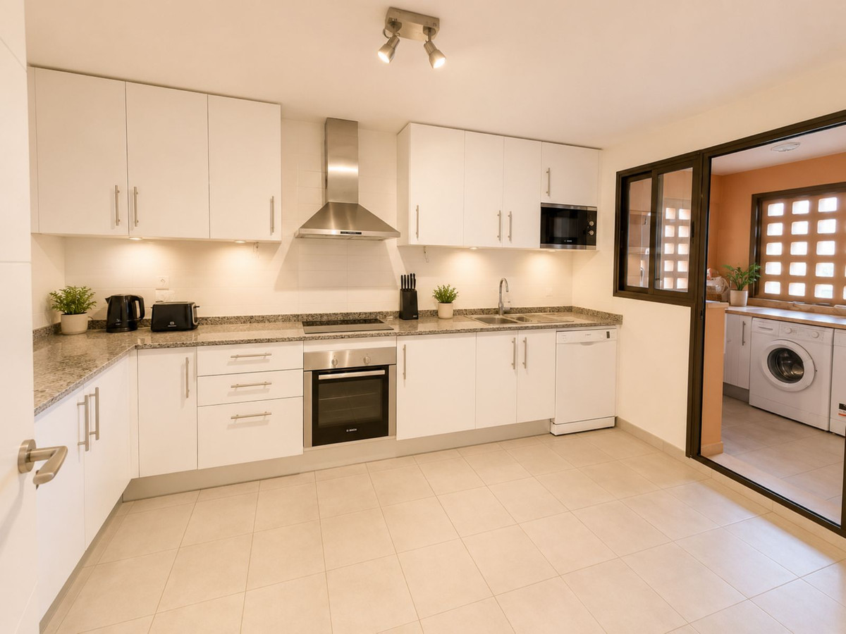 Appartement te koop in Casares Playa | 2 slaapkamers H5383801