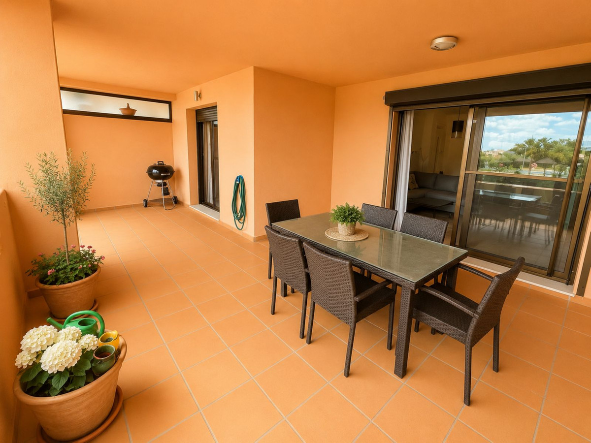 Appartement te koop in Casares Playa | 2 slaapkamers H5383801