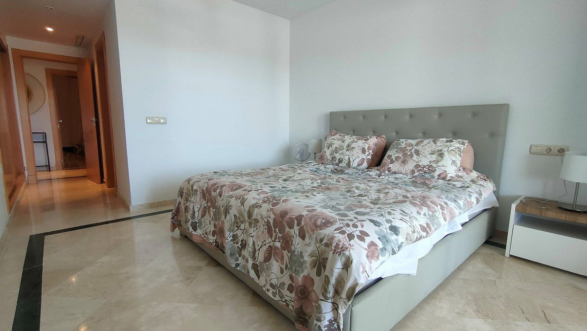 Appartement te koop in Casares Playa | 2 slaapkamers H5390728