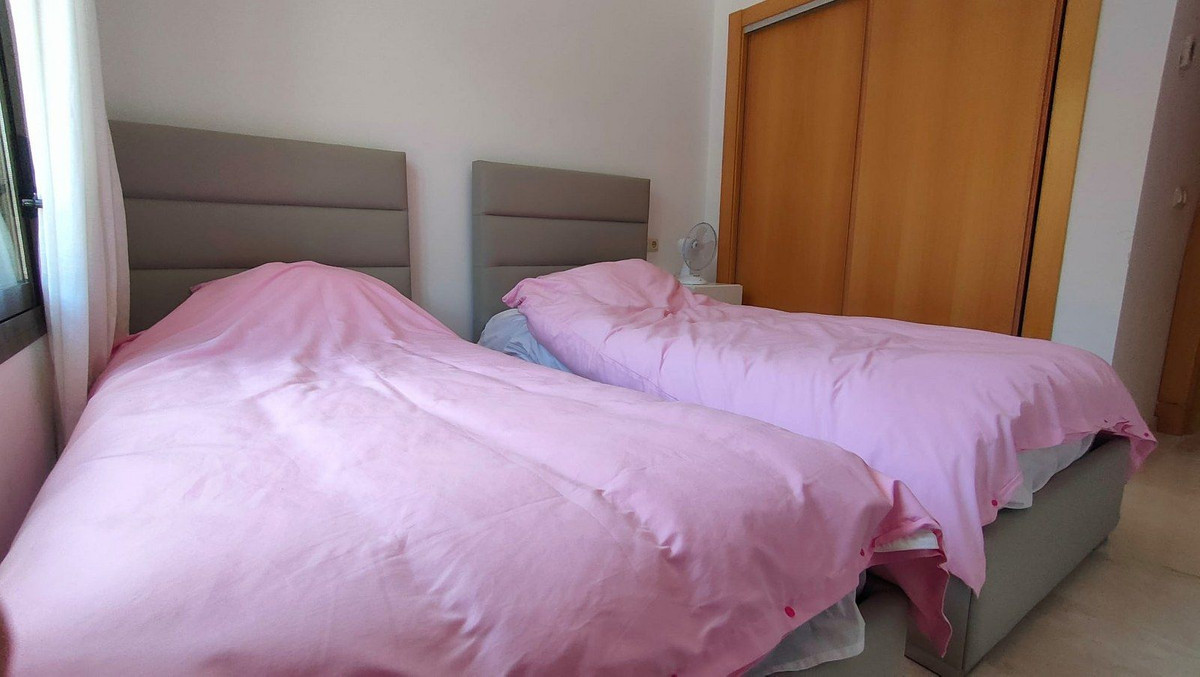 Appartement te koop in Casares Playa | 2 slaapkamers H5390728