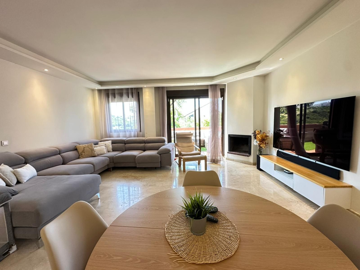Appartement te koop in Casares Playa | 4 slaapkamers H5394247