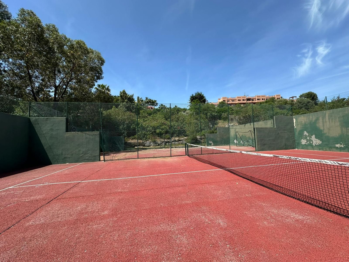 Appartement te koop in Casares Playa | 4 slaapkamers H5394247