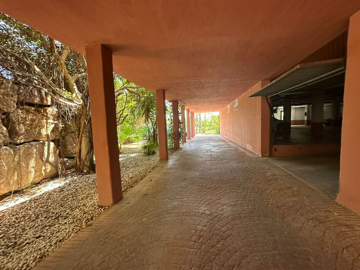 Appartement te koop in Casares Playa | 4 slaapkamers H5394247