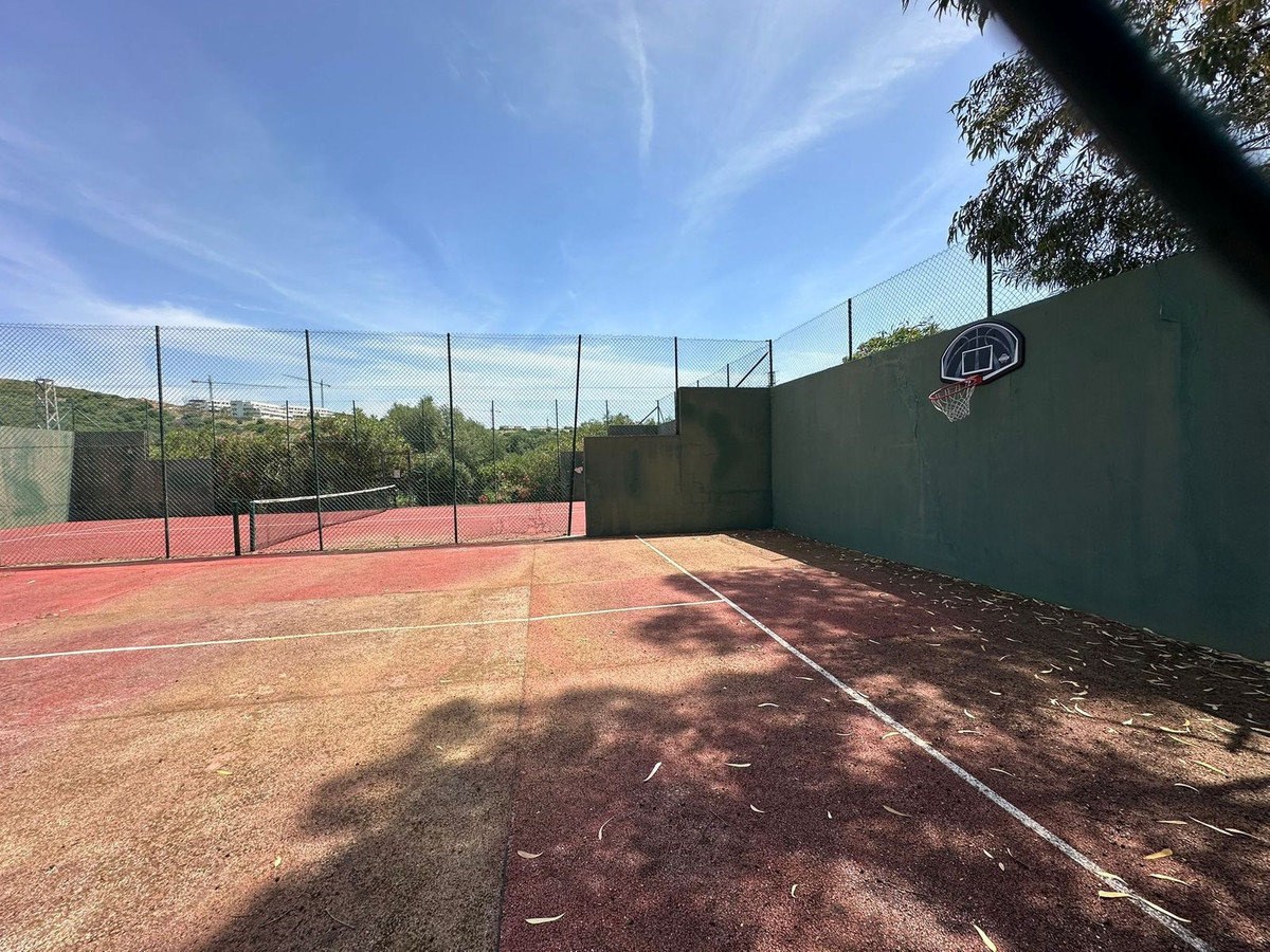 Appartement te koop in Casares Playa | 4 slaapkamers H5394247