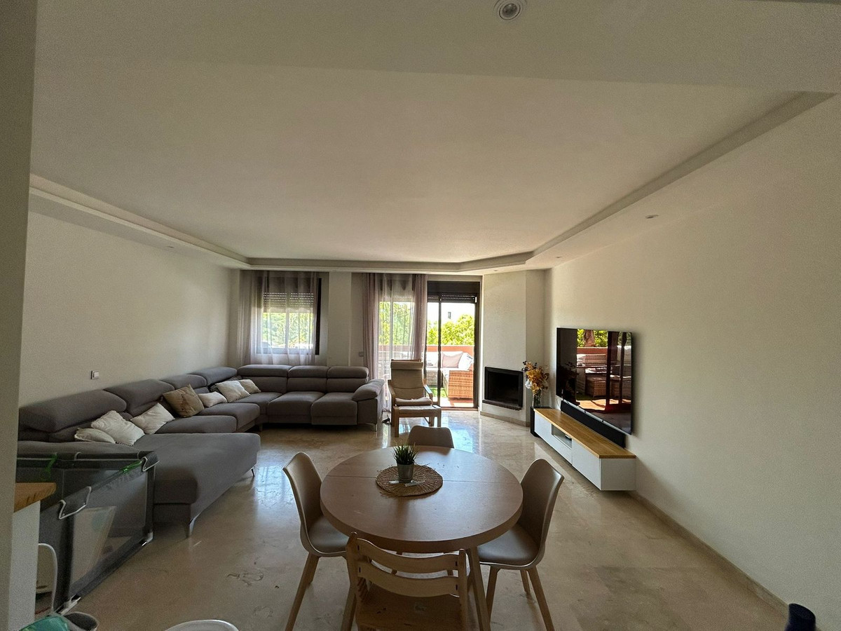 Appartement te koop in Casares Playa | 4 slaapkamers H5394247