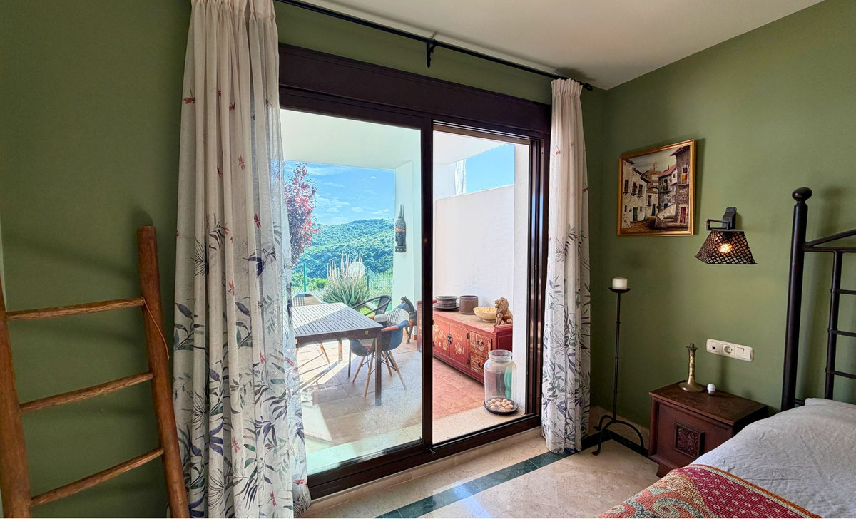 Appartement te koop in Casares Playa | 2 slaapkamers H5400100