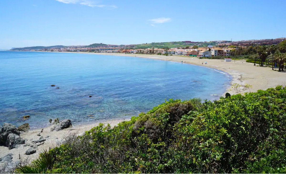 Appartement te koop in Casares Playa | 2 slaapkamers H5400100