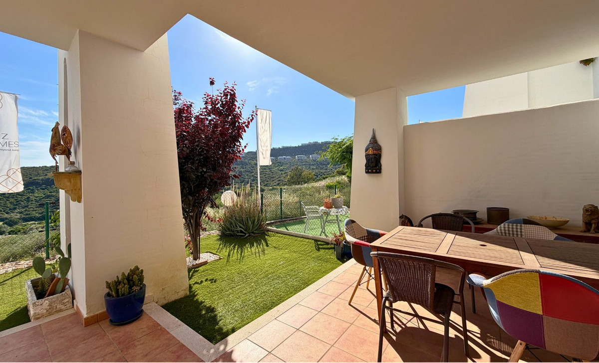 Appartement te koop in Casares Playa | 2 slaapkamers H5400100
