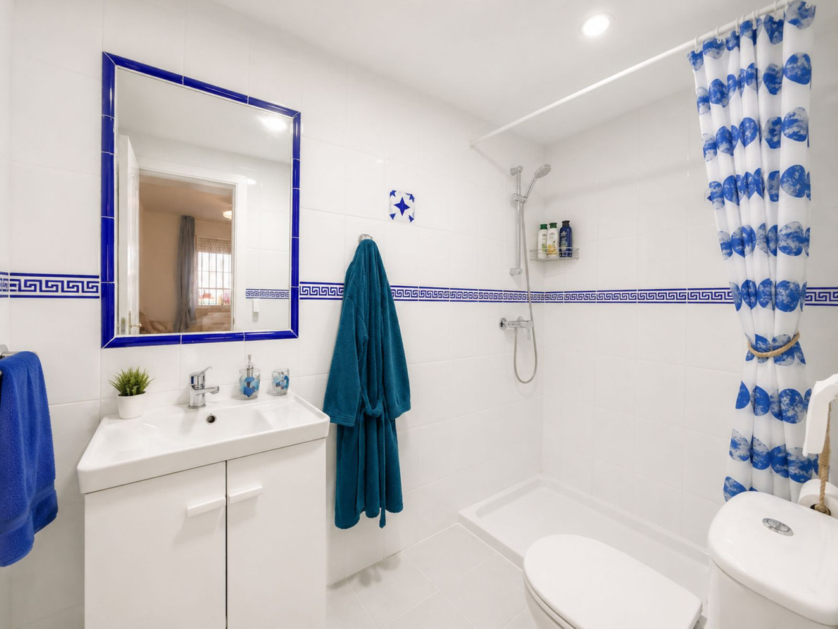 Appartement te koop in Casares Playa | 2 slaapkamers H5409142