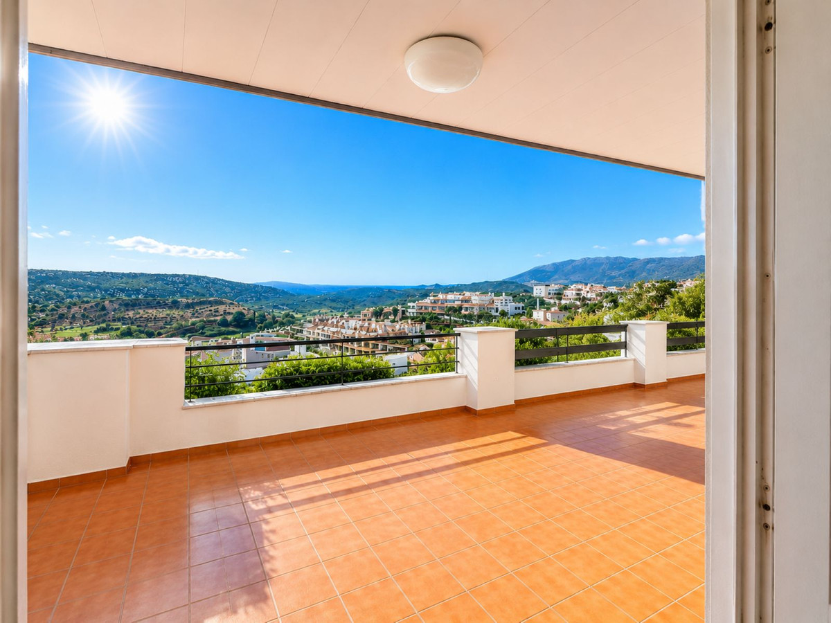 Appartement te koop in Casares Playa | 2 slaapkamers H5409142