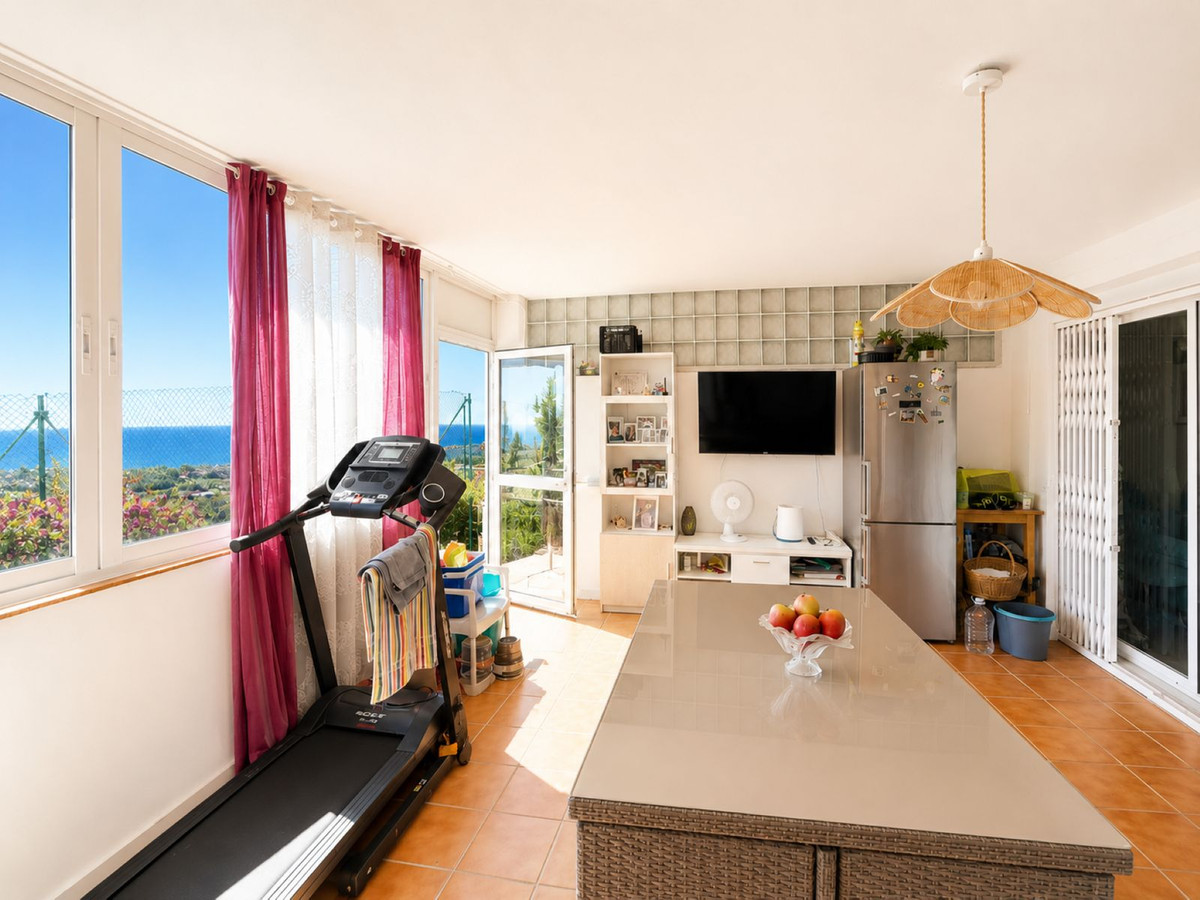 Appartement te koop in Casares Playa | 2 slaapkamers H5409142
