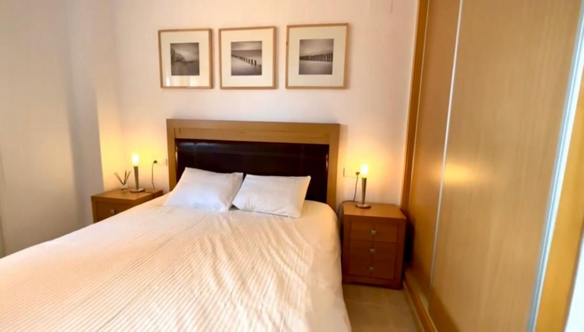 Appartement te koop in Casares Playa | 2 slaapkamers H5465311