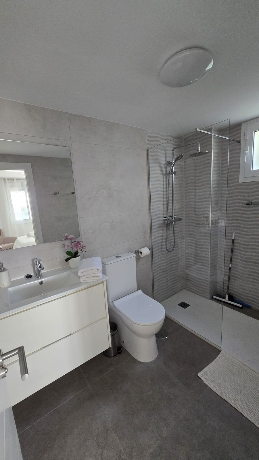 Appartement te koop in Casares Playa | 3 slaapkamers H5471260