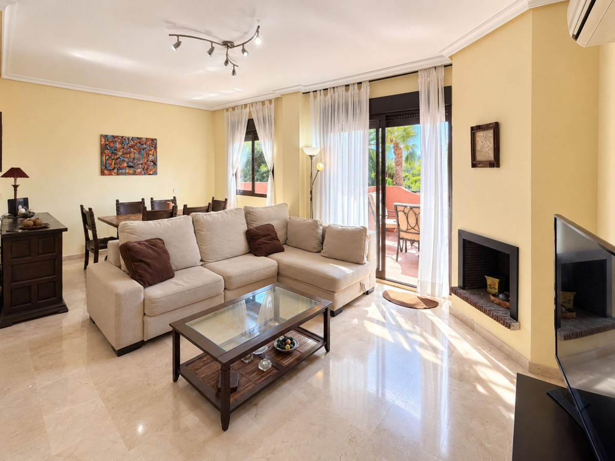 Appartement te koop in Casares Playa | 2 slaapkamers H5477821