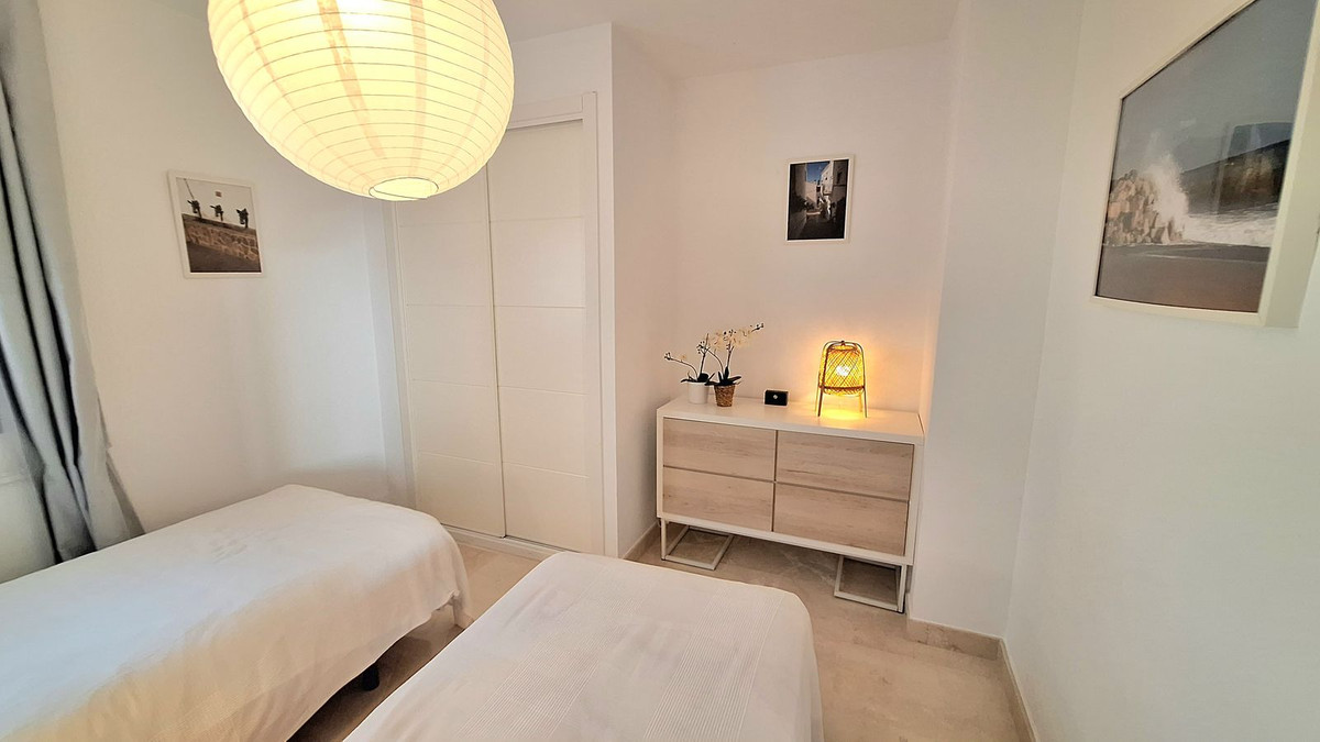 Appartement te koop in Casares Playa | 2 slaapkamers H5483587
