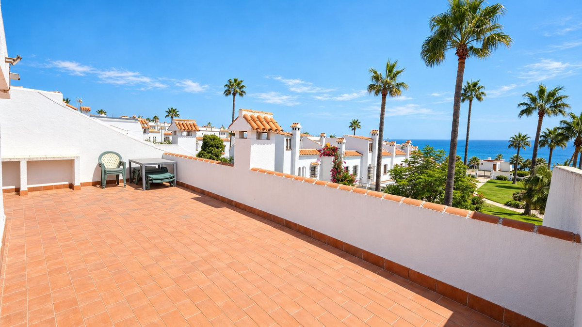 Appartement te koop in Casares Playa | 4 slaapkamers H5485876