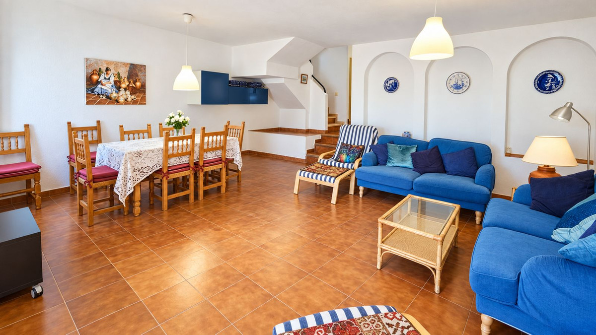 Appartement te koop in Casares Playa | 4 slaapkamers H5485876