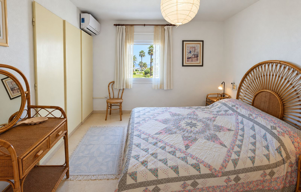 Appartement te koop in Casares Playa | 4 slaapkamers H5485876