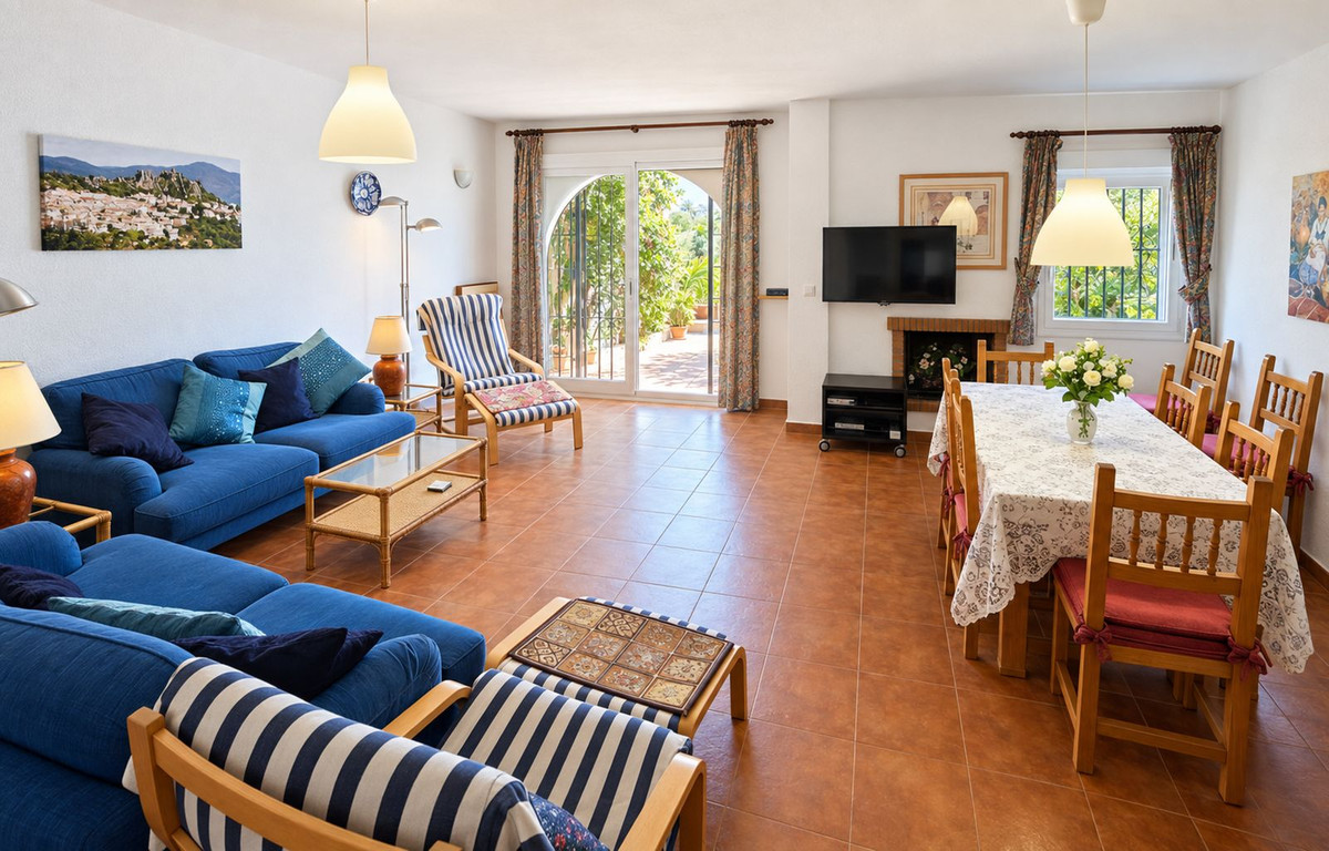 Appartement te koop in Casares Playa | 4 slaapkamers H5485876