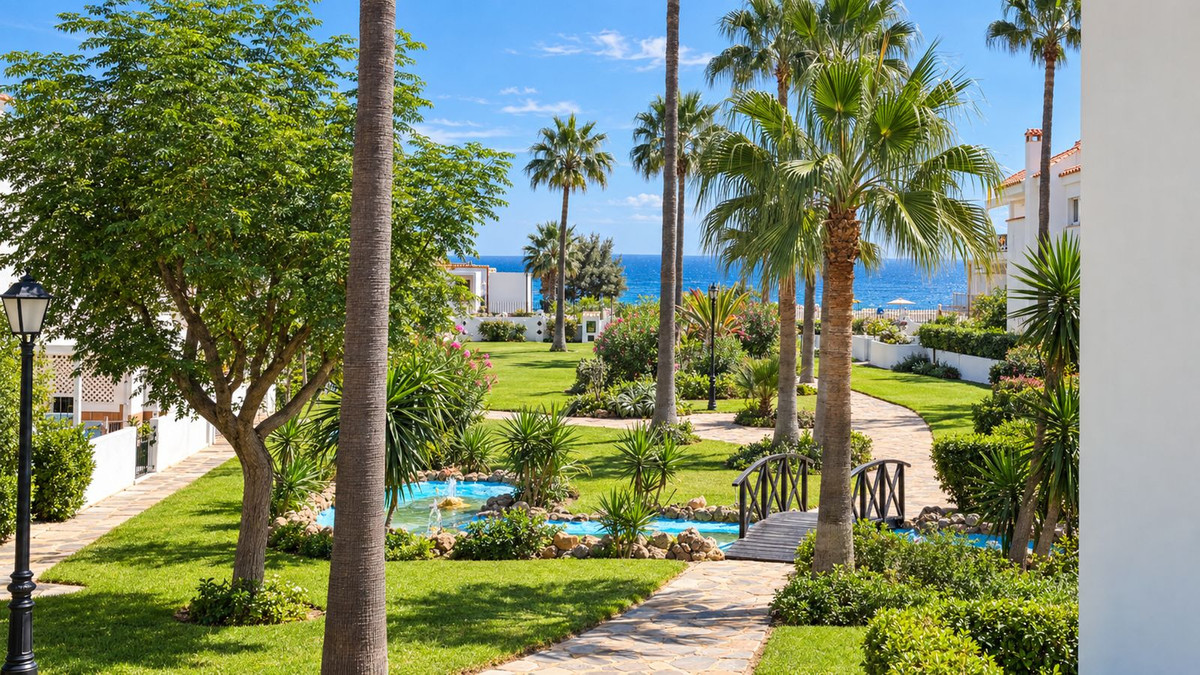 Appartement te koop in Casares Playa | 4 slaapkamers H5485876