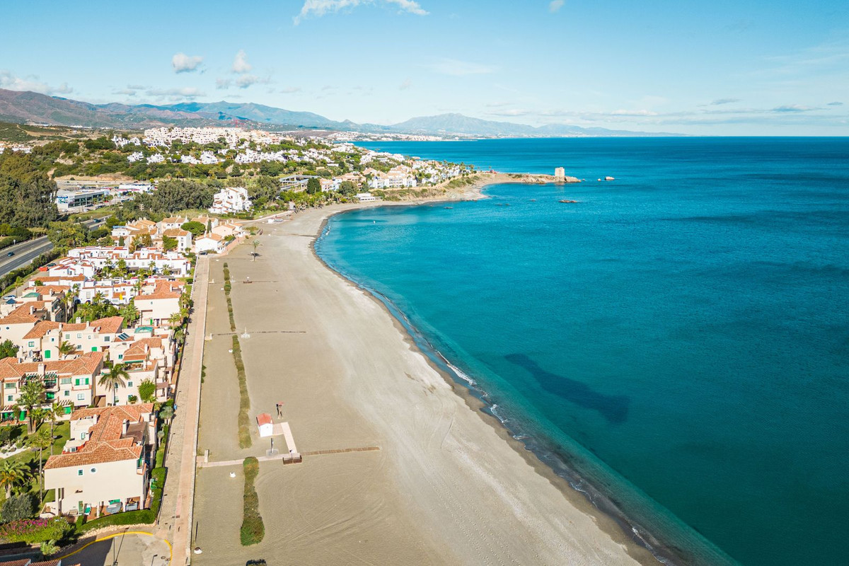 Appartement te koop in Casares Playa | 4 slaapkamers H5485876