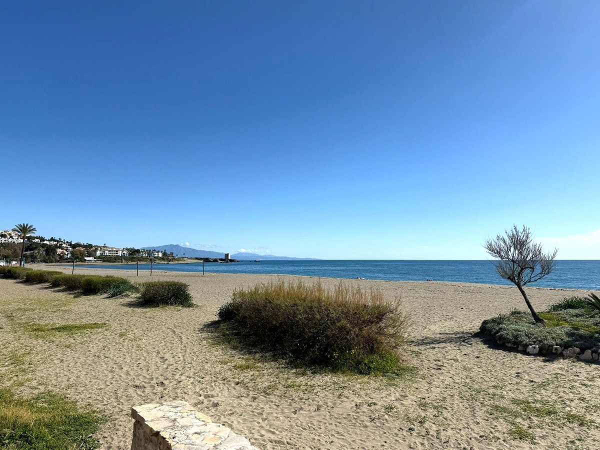Appartement te koop in Casares Playa | 2 slaapkamers H5494951