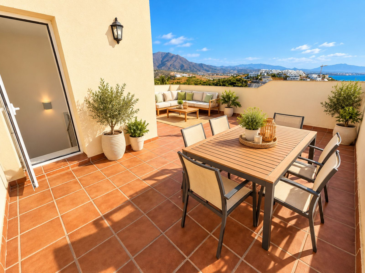 Penthouse te koop in Casares Playa | 3 slaapkamers H5495953