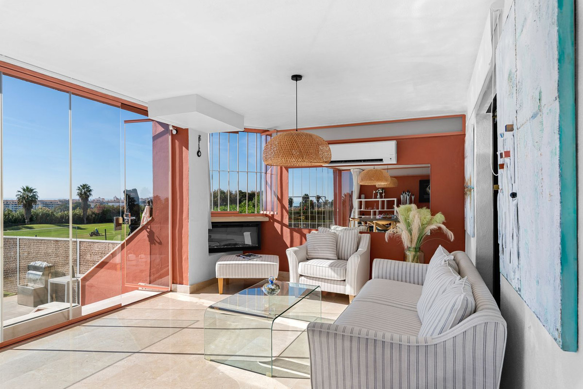 Appartement te koop in Casares Playa | 2 slaapkamers H5498257