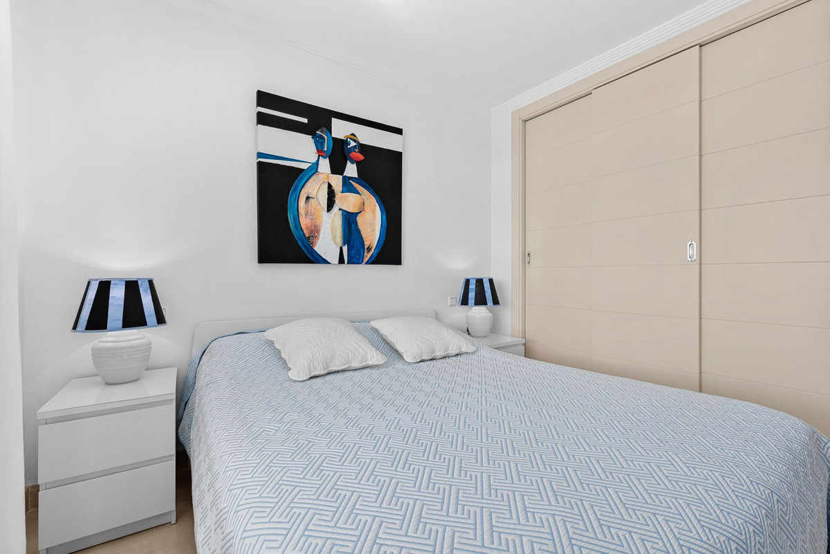 Appartement te koop in Casares Playa | 2 slaapkamers H5498257