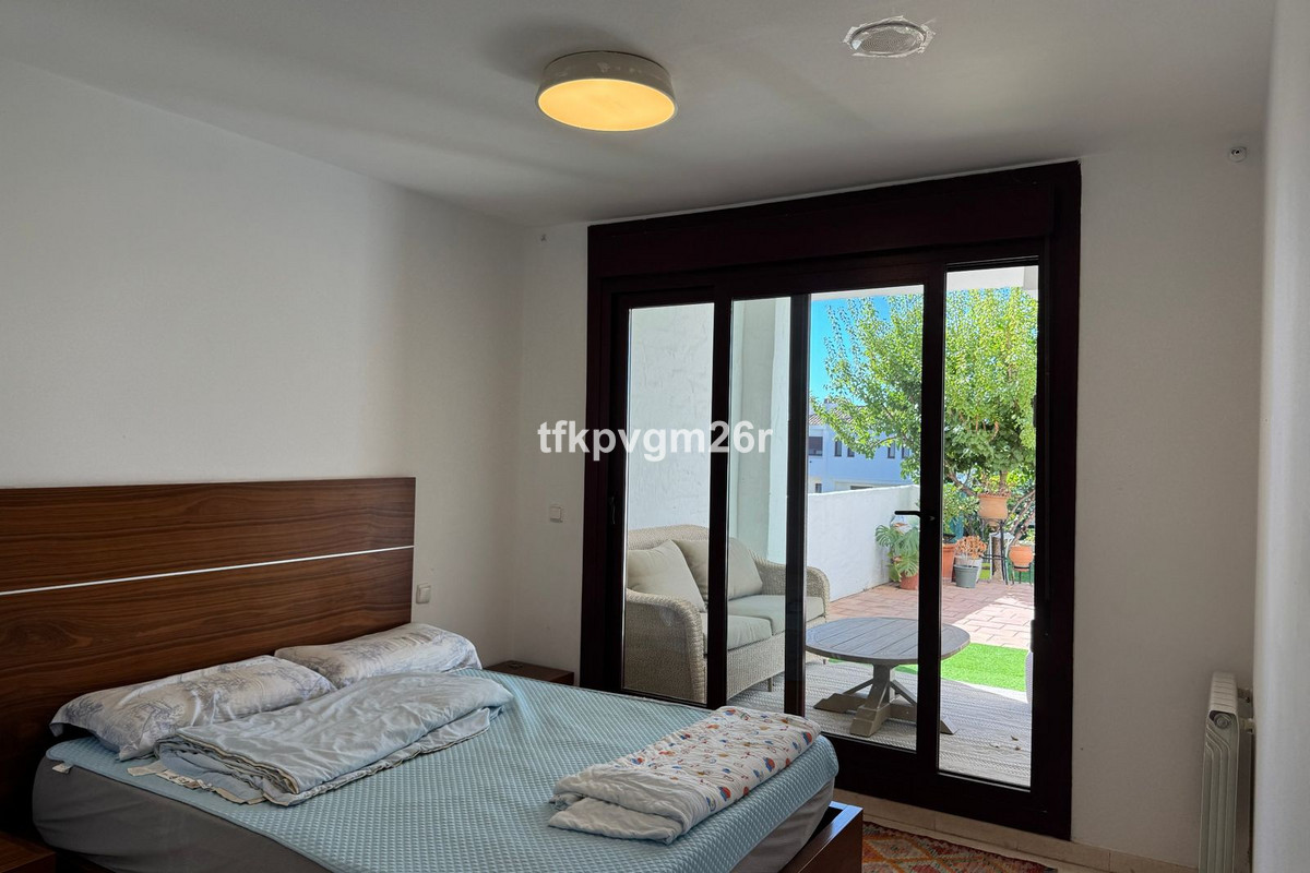 Appartement te koop in Casares Playa | 2 slaapkamers H5498809