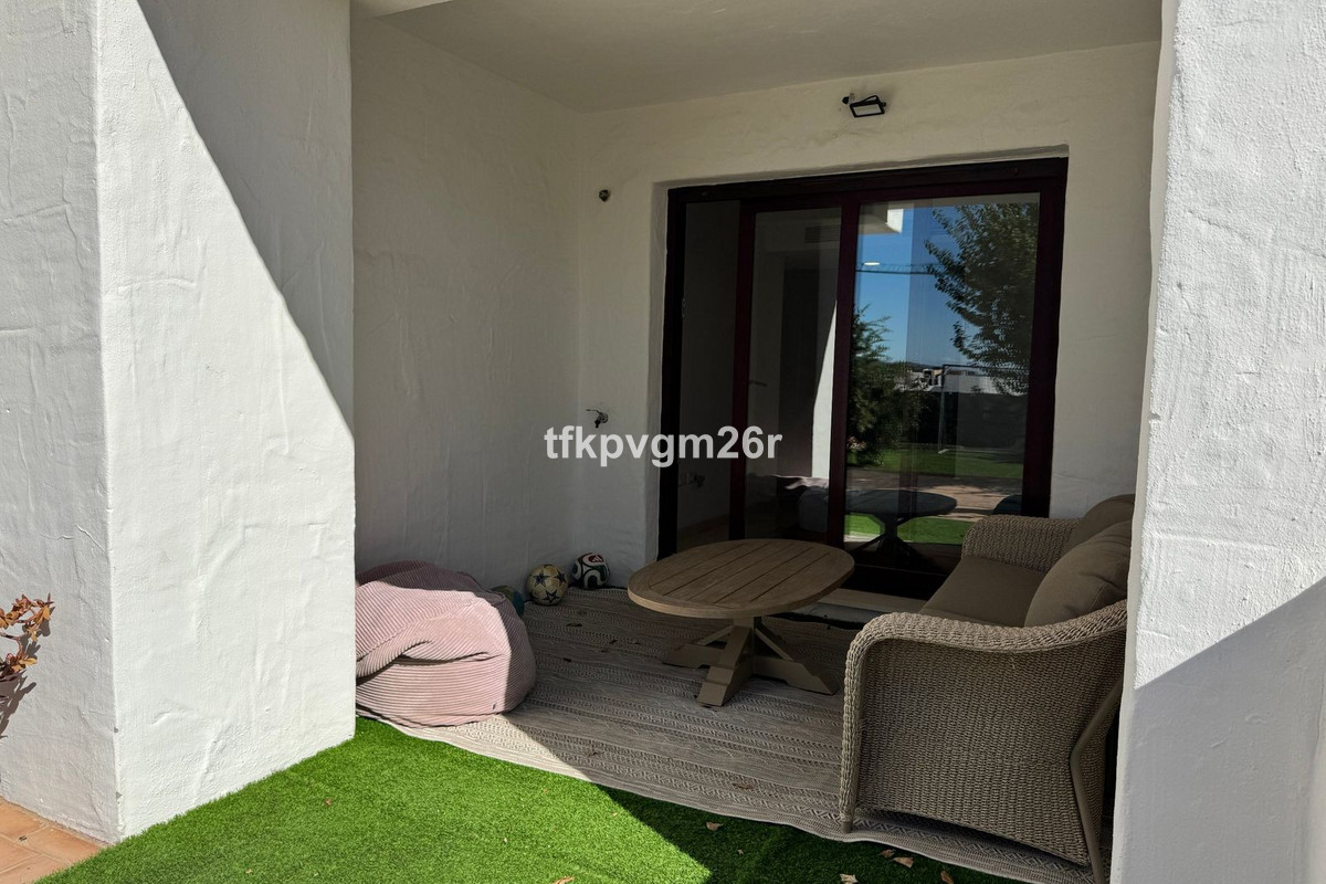 Appartement te koop in Casares Playa | 2 slaapkamers H5498809