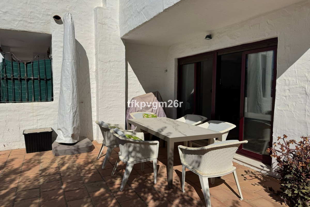 Appartement te koop in Casares Playa | 2 slaapkamers H5498809