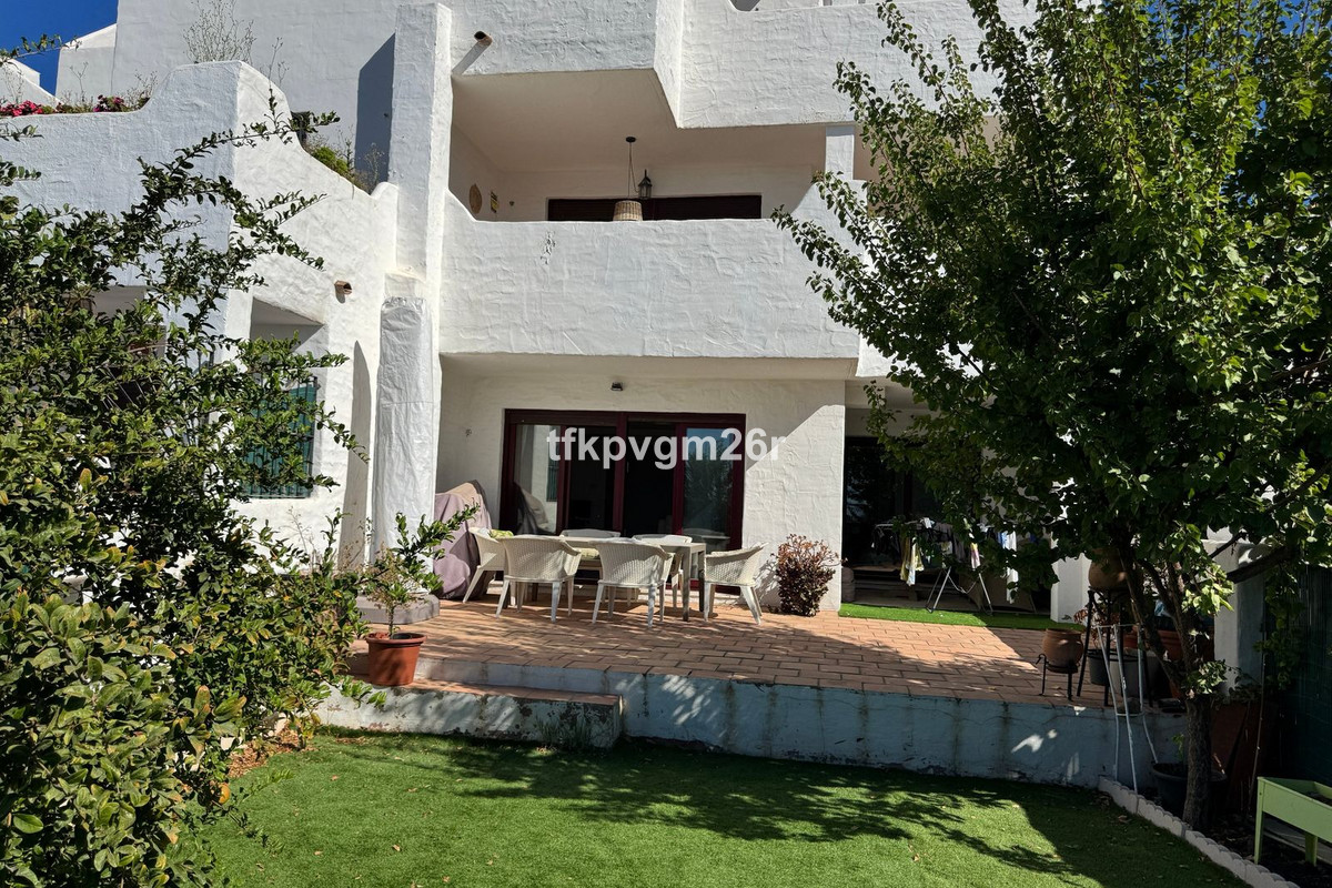 Appartement te koop in Casares Playa | 2 slaapkamers H5498809