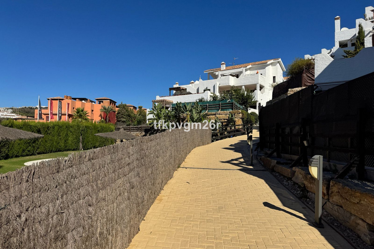 Appartement te koop in Casares Playa | 2 slaapkamers H5498809