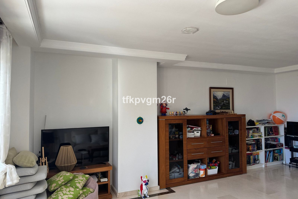Appartement te koop in Casares Playa | 2 slaapkamers H5498809